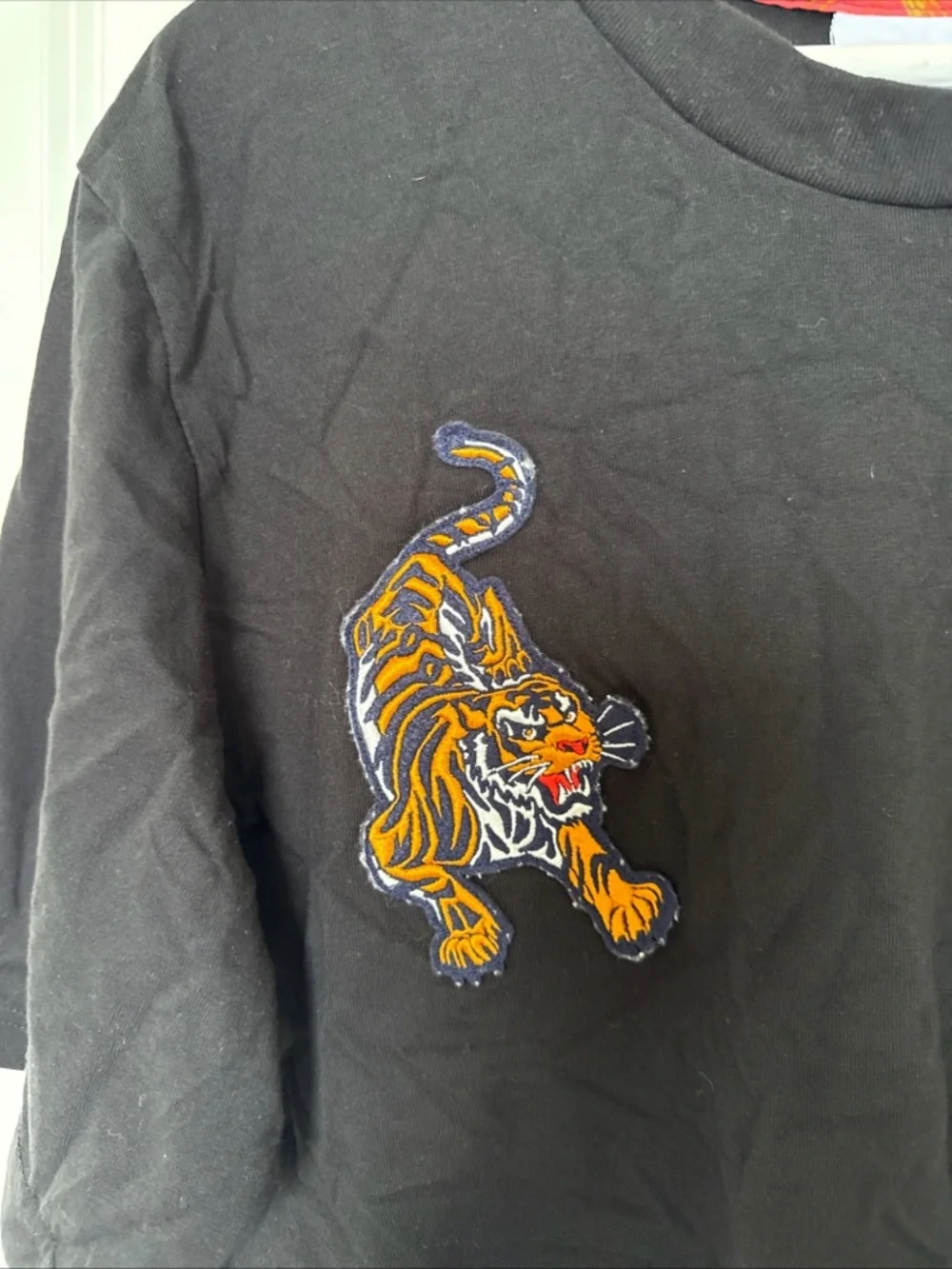 Adidas‎ Embroidered Tiger Patch Mens Medium Black T-Shirt